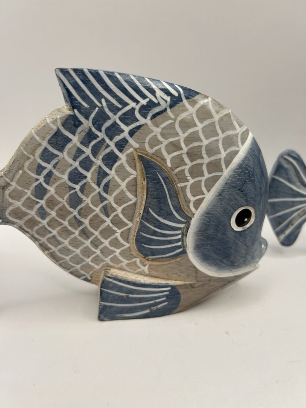 Pair Hand Painted Carved Wood Tropical Fish Coastal Beach Nautical Decor Vintage - Picture 11 of 16